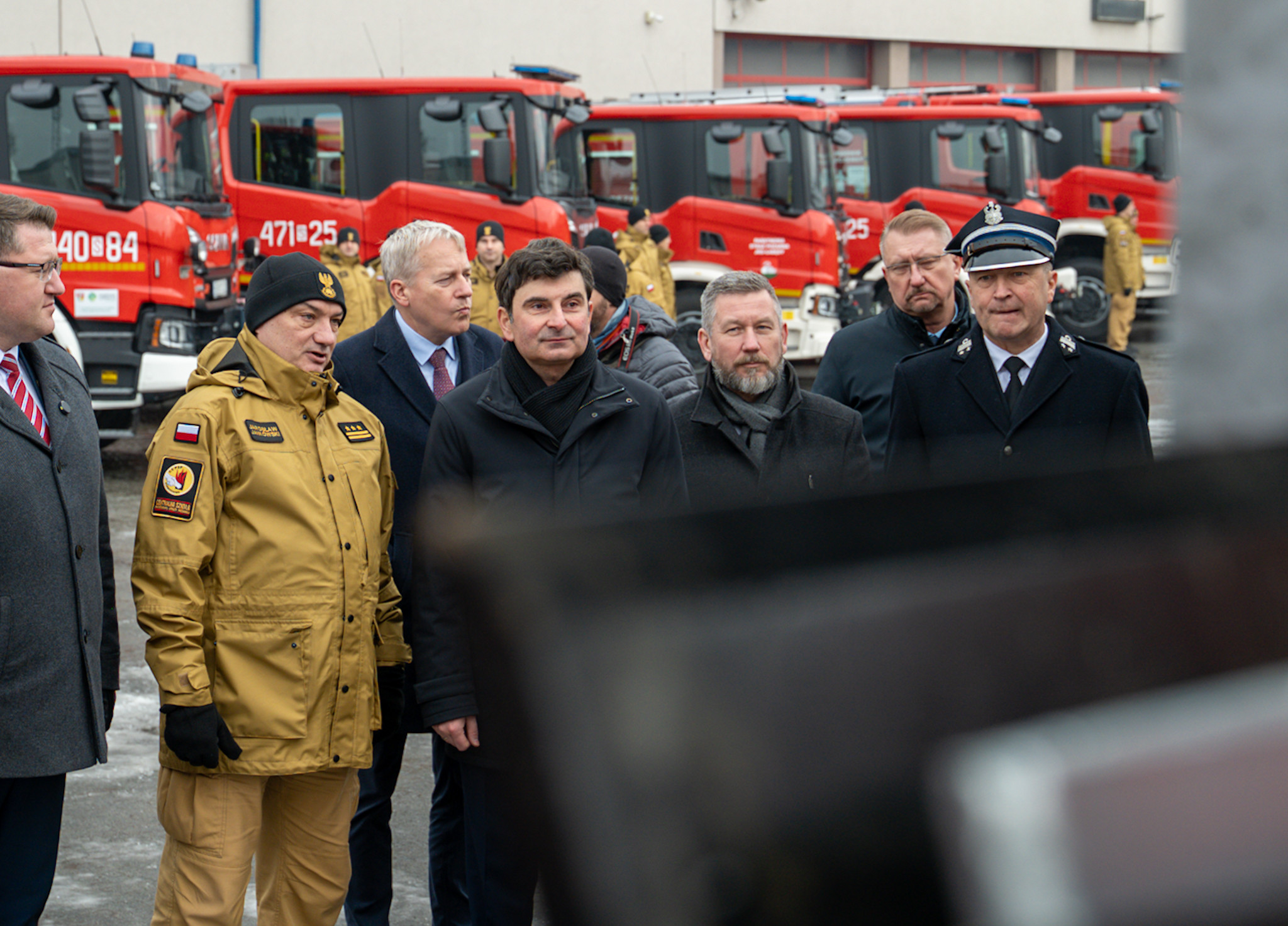 Uczestnicy uroczystego przekazania sprzętu.