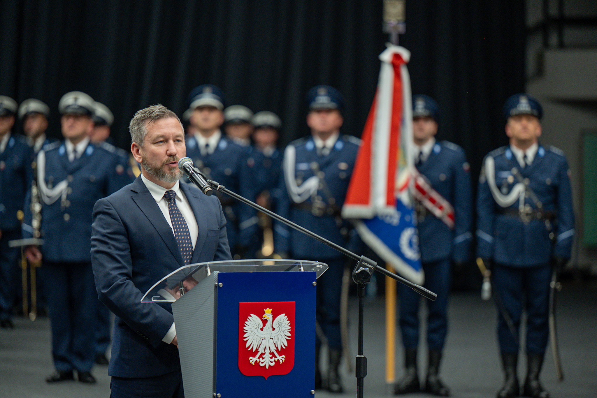 Wicewojewoda Śląski przemawia podczas wydarzenia.