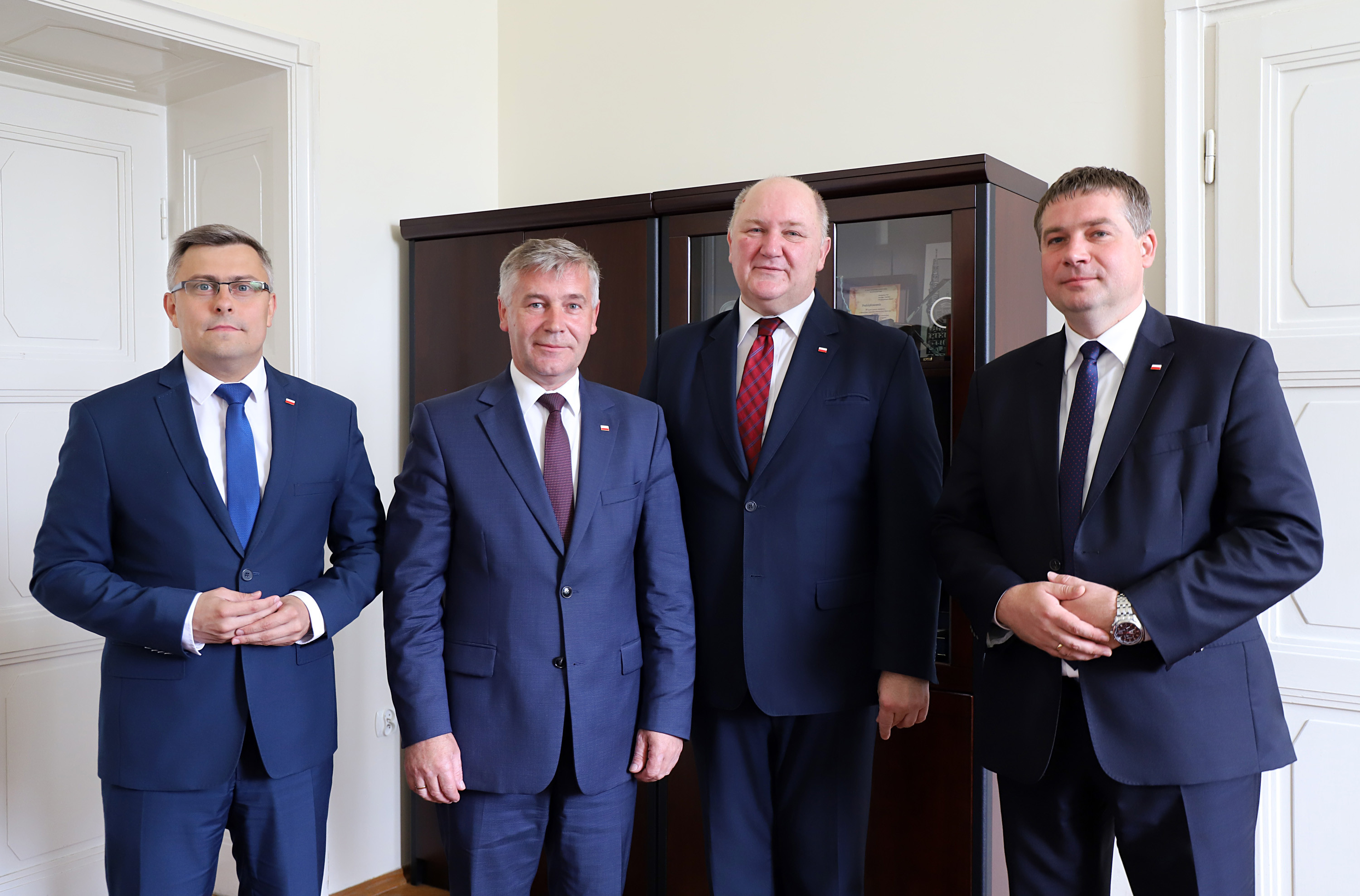 Kierownictwo ŚUW pożegnało wicewojewodę Mariusza Trepkę /fot. A. Karendał/