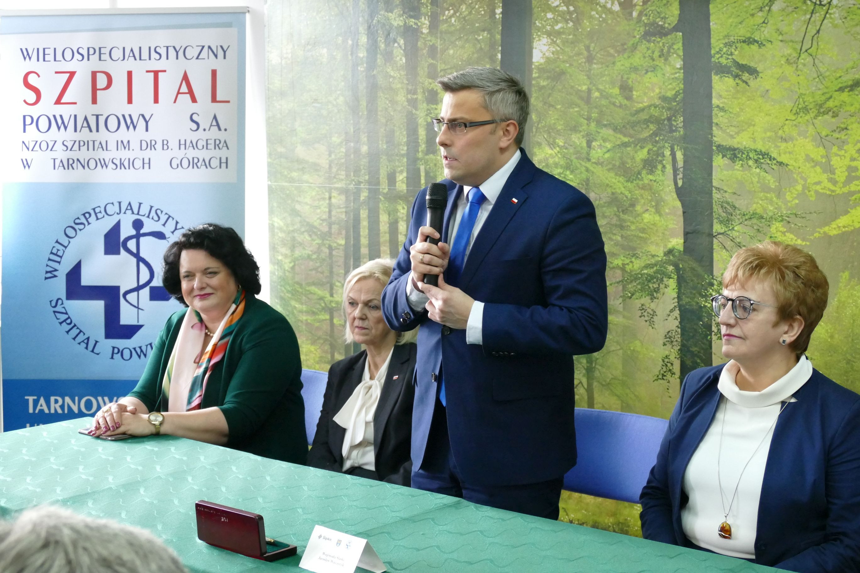 Rządowe wsparcie dla tarnogórskiego szpitala/fot. B. Szwedowski