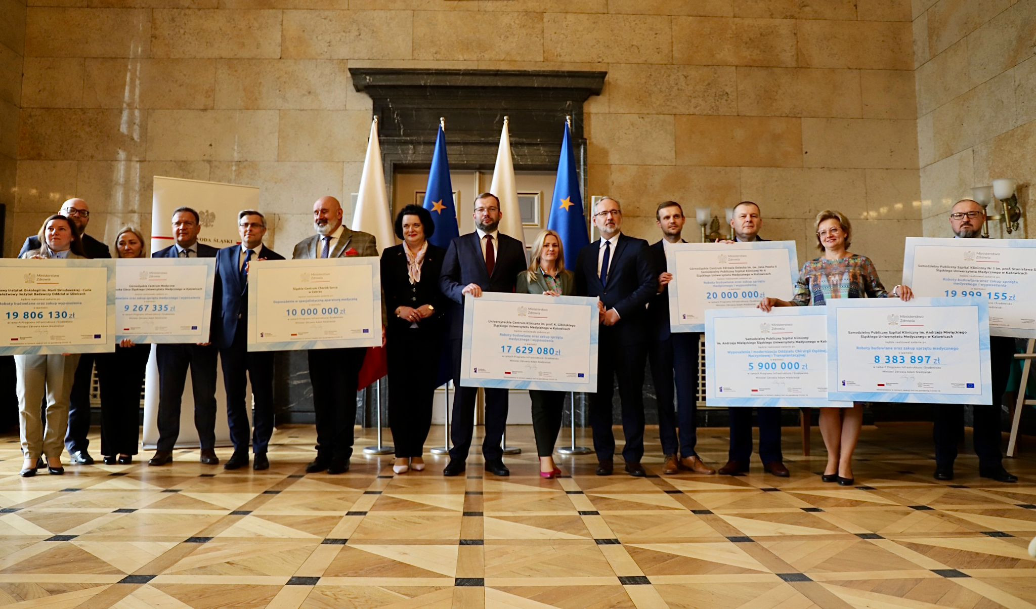 Przekazanie promes dla szpitali w województwie śląskim/ fot. ŚUW