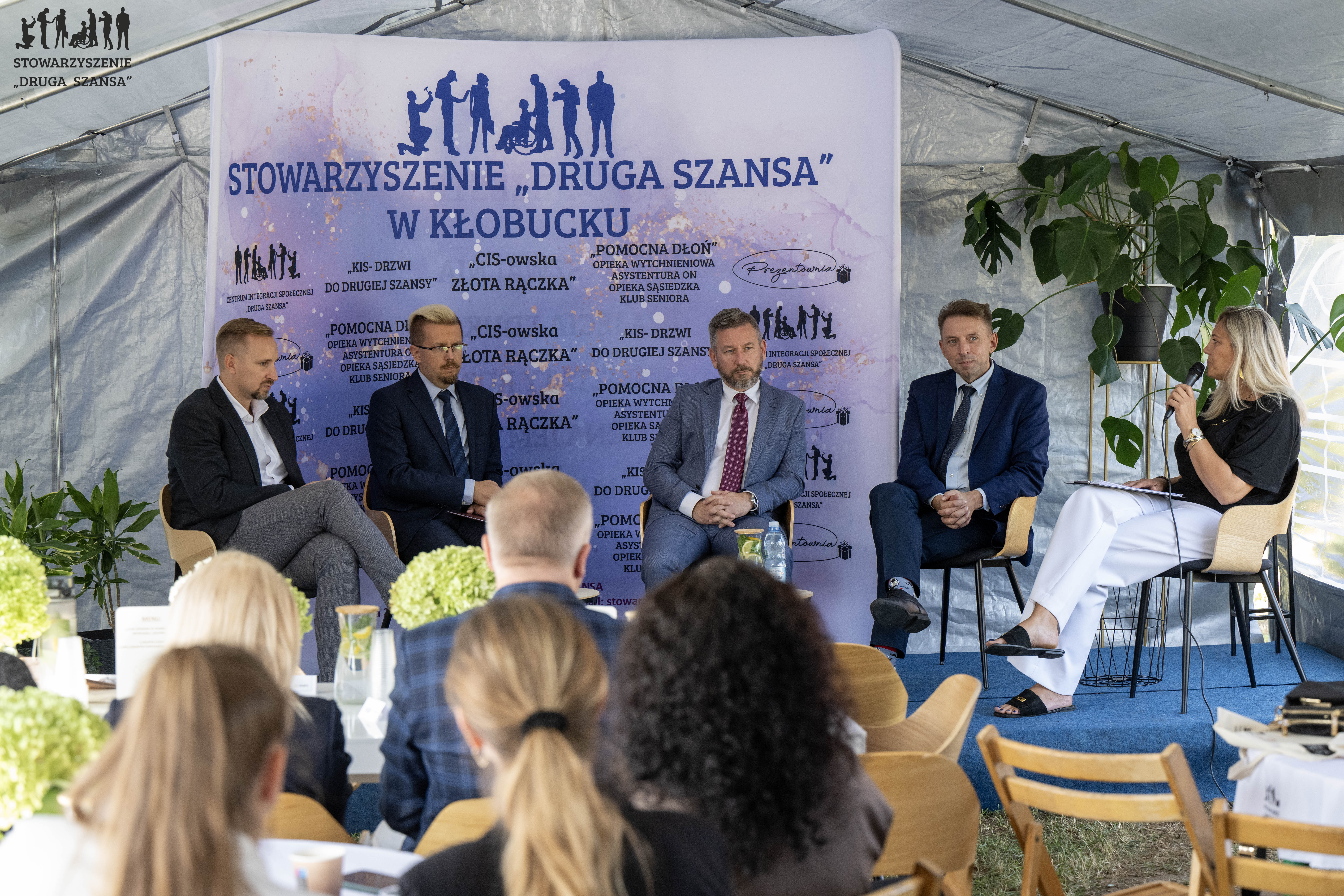 Prelegenci podczas spotkania Centrów Integracji Społecznej.