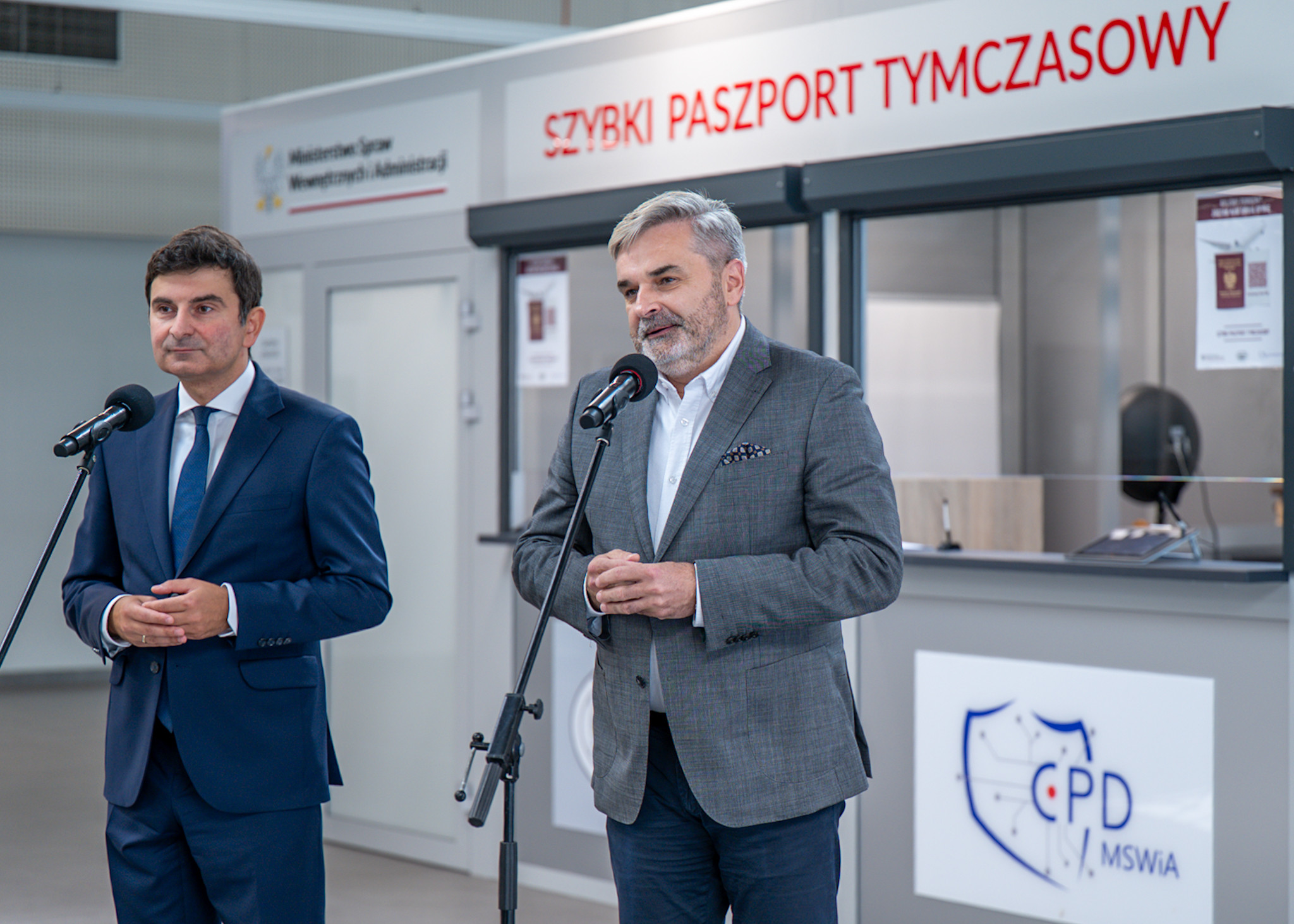 Wojewoda Śląski i Prezes GTL podczas briefingu prasowego