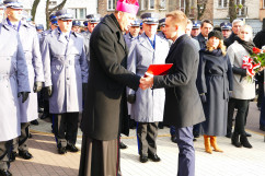 Odsłonięcie pomnika poświęconego funkcjonariuszom służb mundurowych oraz urzędnikom państwowym i samorządowym w Sosnowcu.