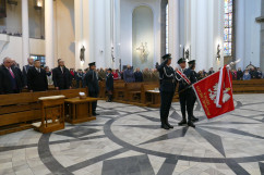 Uroczystość nadania sztandaru Izbie Administracji Skarbowej w Katowicach /fot. A. Księżnik/
