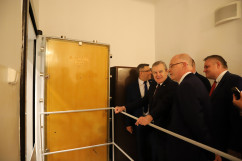 Galeria zdjęć z uroczystości podpisania umowy o współprowadzenie Teatru Dzieci Zagłębia oraz wizyty wicepremiera Glińskiego w ŚUW /fot. A. Karendał/
