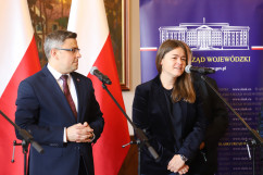 Zdjęcia z briefingu prasowego i konferencji pn.„Koalicja na rzecz osób niepełnosprawnych. Współpraca z organizacjami pozarządowymi” /fot. Anna Karendał/
