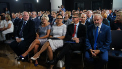 Galeria zdjęć z uroczystej sesji Rady z okazji 20-lecia powiatu wodzisławskiego /fot. A. Herz/