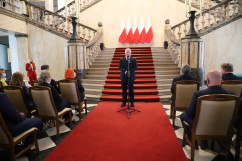 Wręczenie odznaczeń państwowych /fot. ŚUW/
