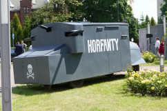 Odsłonięcie tablicy pamiątkowej oraz prezentacja historycznego muralu upamiętniającego Powstania Śląskie /fot. B. Szwedowski, ŚUW/