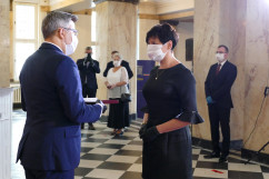 Wręczenie odznaczeń państwowym pracownikom służby zdrowia /fot. A. Księżnik/