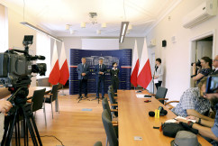 Galeria zdjęć z briefingu prasowego nt. dofinansowania lokalnej infrastruktury drogowej /fot. A. Karendał/