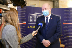 Ogłoszenie wyników konkursu na najaktywniejszego seniora i najaktywniejszą seniorkę w województwie - indywidualna wypowiedź Wicewojewody Śląskiego dla mediów /fot. A. Księżnik/