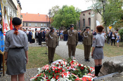 Galeria zdjęć z obchodów powstania NSZZ „Solidarność” oraz rocznicy pierwszego na Górnym Śląsku strajku w fabryce „Fazos” w Tarnowskich Górach /fot. A. Karendał/
