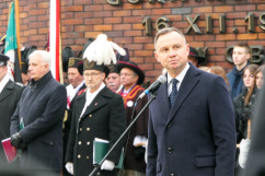 Prezydent przemawia do ucztsników uroczystości/foto: ŚUW