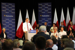 Zdjęcia z wizyty premiera Mateusza Morawieckiego w województwie śląskim - na Jasnej Górze, w CSRG w Bytomiu oraz w Katowicach /fot. A. Kucharzewska, A. Karendał/