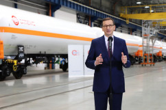 Wizyta premiera Mateusza Morawieckiego w firmie Chemet /fot. A. Księżnik/