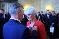 Galeria ze zdjęciami  z uroczystości z okazji  Śląskiego Dnia Budowlanych, podczas której wręczono  odznaczenia i medale /fot. K. Kamasiński/