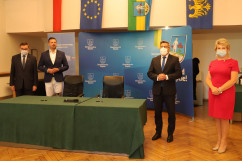 Uroczystość podpisania umów w ramach RPRD w Siemianowicach Śląskich /fot. A. Księżnik/