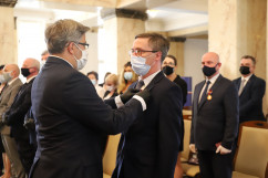 Wręczenie odznaczeń państwowych /fot. ŚUW/