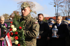 Fotogaleria z odwiedzin cmentarzy i mogił w przededniu Wszystkich Świętych/fot. I. Matuszewska