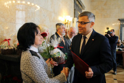Galeria ze zdjęciami z finału konkursu na najaktywniejszą seniorkę i seniora roku 2017 z udziałem wojewodów Jarosława Wieczorka oraz Jana Chrząszcza /fot. A. Karendał/