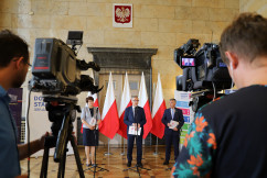 Galeria zdjęć z briefingu prasowego oraz spotkania nt. rządowego programu 