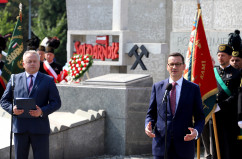 Galeria zdjęć z obchodów w Jastrzębiu-Zdroju z udziałem premiera Mateusza Morawieckiego oraz wojewody Jarosława Wieczorka /fot. A. Karendał/