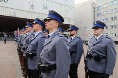 Obchody 231. rocznicy uchwalenia Konstytucji 3 maja - kompania honorowa Komendy Wojewódzkiej Policji w Katowicach /fot. ŚUW/