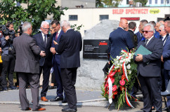 Galeria zdjęć z obchodów w Jastrzębiu-Zdroju z udziałem premiera Mateusza Morawieckiego oraz wojewody Jarosława Wieczorka /fot. A. Karendał/
