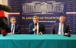 Galeria zdjęć z briefingu prasowego z udziałem nowego wicewojewody Piotra Kołodziejczyka /fot. A. Księżnik/