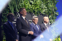 Otwarcie Europejskiego Kongresu Gospodarczego, przemówienia na scenie