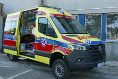 Przekazanie środków na ambulans