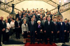 Galeria zdjęć z uroczystości wręczenia odznaczeń państwowych, która odbyła się w westybulu Urzędu /fot. A. Karendał/