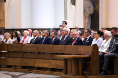Galeria zdjęć z uroczystości święceń biskupich ks. prałata Grzegorza Olszowskiego w katowickiej katedrze Chrystusa Króla /fot. A. Karendał/