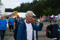 X Olimpiada Sportowa Uniwersytetów Trzeciego Wieku i Organizacji Senioralnych z udziałem wiceminister Elżbiety Bojanowskiej i wojewody Jarosława Wieczorka.
