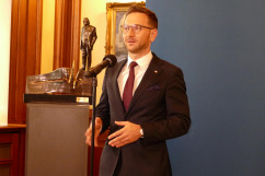 Wręczenie czeków w ramach programu 