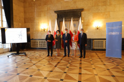 Nowy Rządowy Program Budowy Dróg Krajowych 2030 - konferencja prasowa /fot. A. Księżnik/