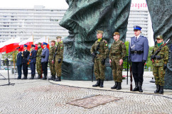 Zdjęcia z wojewódzkich obchodów Święta Narodowego Trzeciego Maja, 98. rocznicy wybuchu III powstania śląskiego oraz 90. urodzin gmachu ŚUW /fot. A. Karendał, A. Księżnik/