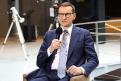 Otwarcie Planetarium w Chorzowie - premier Mateusz Morawiecki podczas briefingu prasowego /fot. A. Księżnik/
