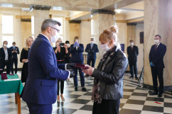 Wręczenie odznaczeń państwowym pracownikom służby zdrowia /fot. A. Księżnik/
