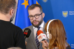 Konferencja prasowa dotycząca budowy mostu w powiecie raciborskim /fot. B. Szwedowski/