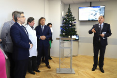 Otwarcie zmodernizowanych oddziałów Uniwersyteckiego Centrum Klinicznego im. prof. K. Gibińskiego Śląskiego Uniwersytetu Medycznego w Katowicach /fot. A. Księżnik/