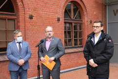 Uczestnicy konferencji prasowej/fot. ŚUW