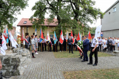 Galeria zdjęć z obchodów powstania NSZZ „Solidarność” oraz rocznicy pierwszego na Górnym Śląsku strajku w fabryce „Fazos” w Tarnowskich Górach /fot. A. Karendał/