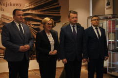 Zdjęcia z konferencji prasowej z udziałem ministra Mariusza Błaszczaka w WSZW. /fot. A. Kucharzewska/