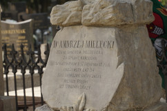 Uroczystości z okazji 100. rocznicy śmierci dr. Andrzeja Mielęckiego /fot. Wielkopolski Urząd Wojewódzki/