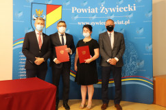 Wizyta wojewody śląskiego w powiecie żywieckim /fot. A. Księżnik/