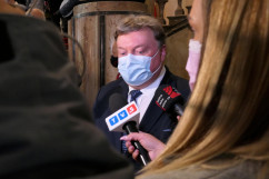 Uroczystość wręczenia odznaczeń państwowych - indywidualna wypowiedź Wicewojewody Śląskiego /fot. B. Półrolnik/