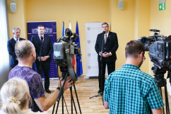 Spotkanie dotyczące współpracy polsko-czeskiej w dziedzinie afrykańskiego pomoru świń/fot. B. Półrolnik